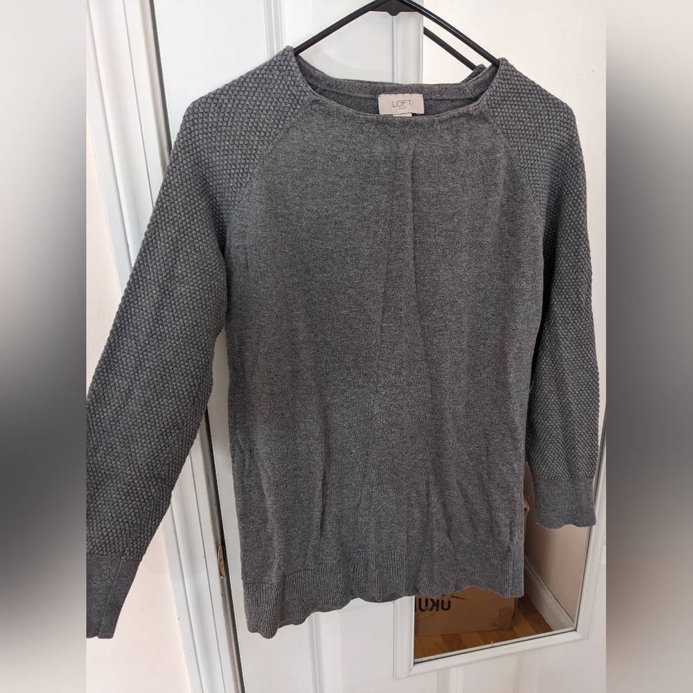 LOFT 3/4 sleeve sweater